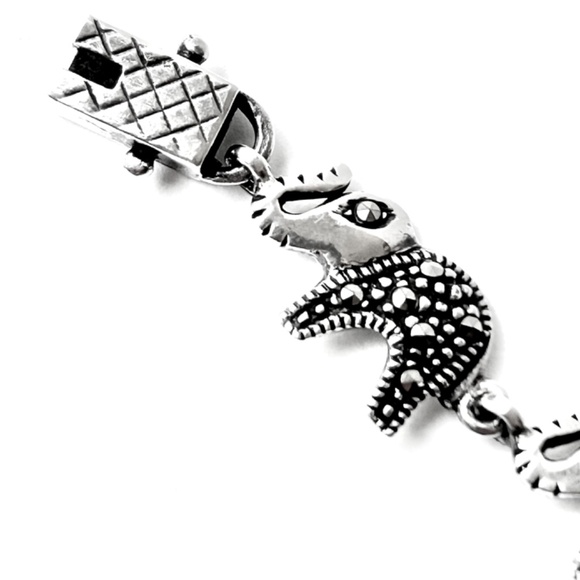 Vintage .925 Sterling Silver 'Lucky' Elephant Bracelet - Picture 4 of 6